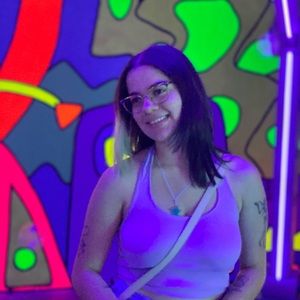 Meet your Posher, Ariana